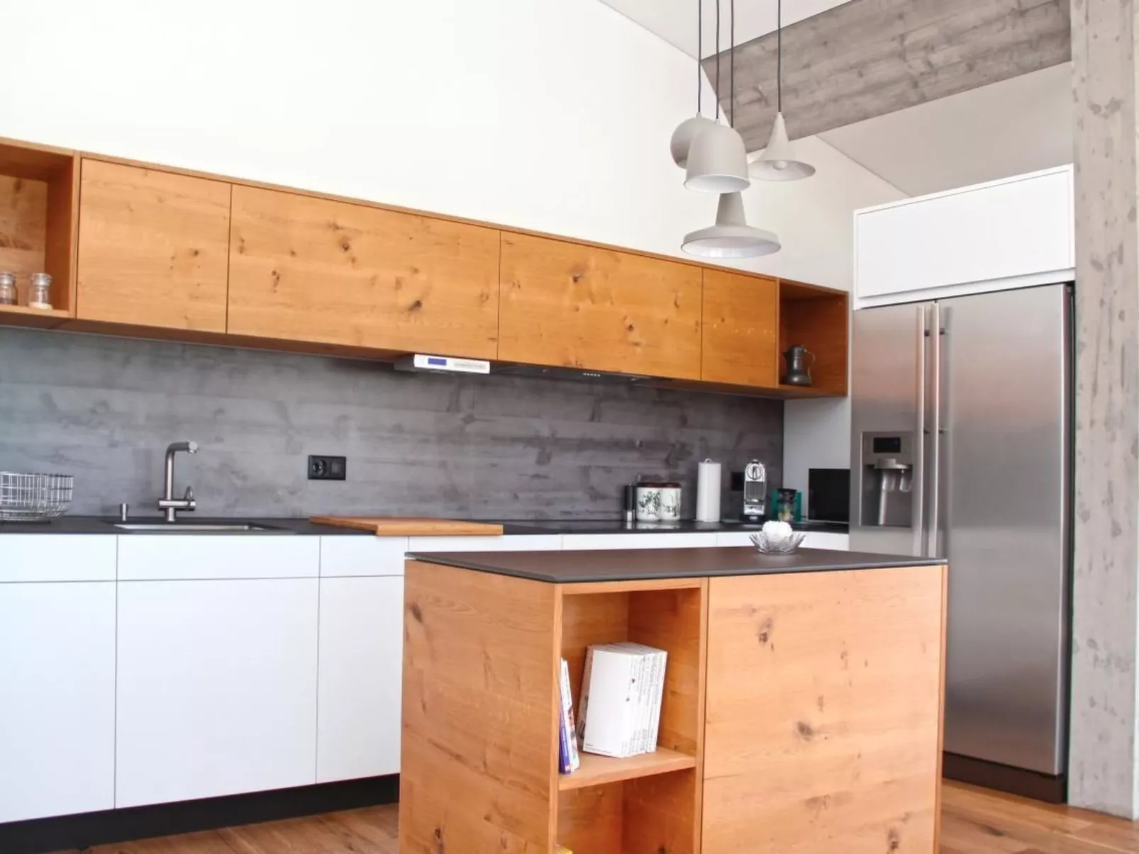 Moderne, komfortable Dachwohnung mit Bergsicht