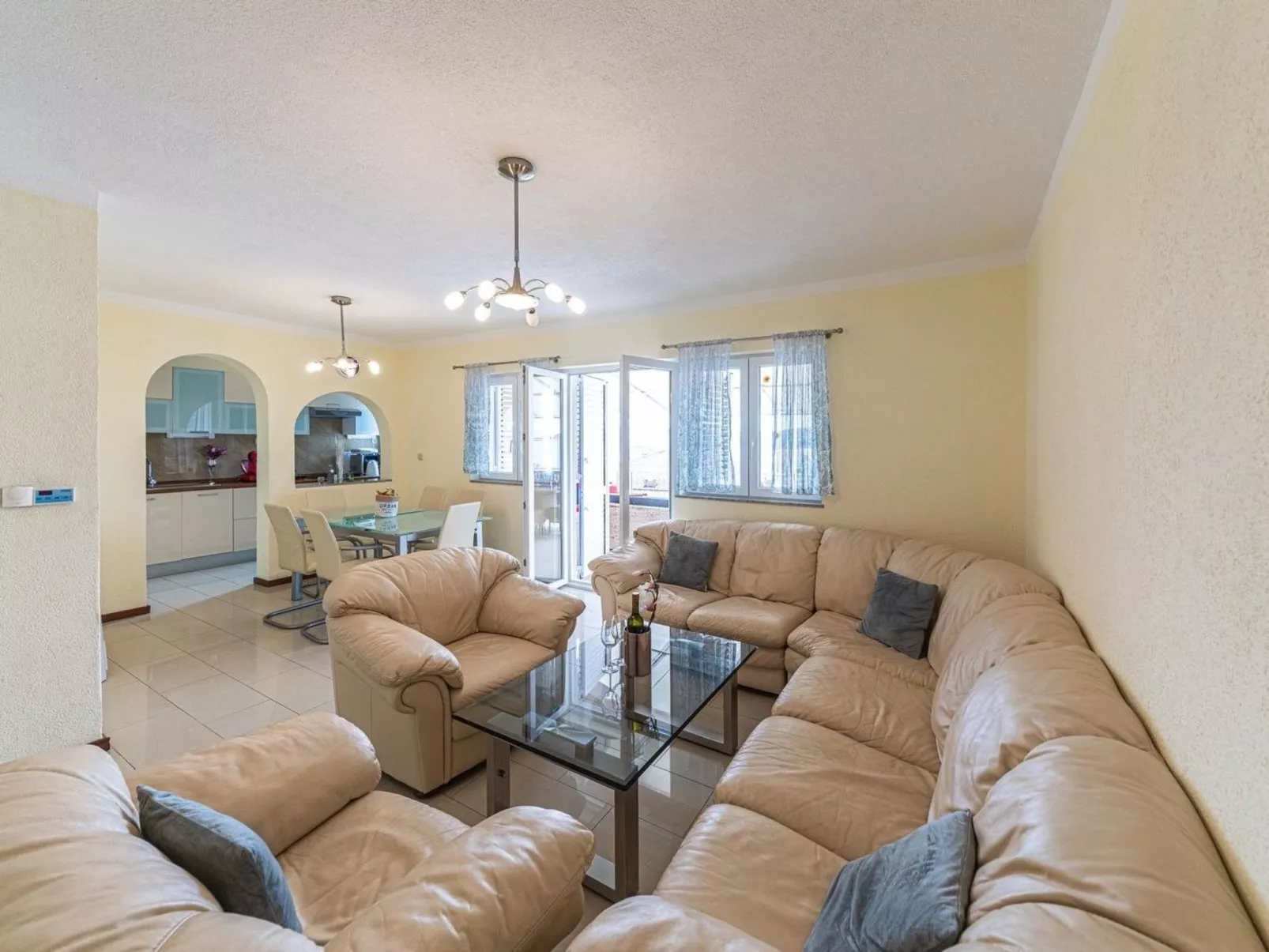 Villa Urban in Trogir mit privatem beheiztem Pool-Dedans