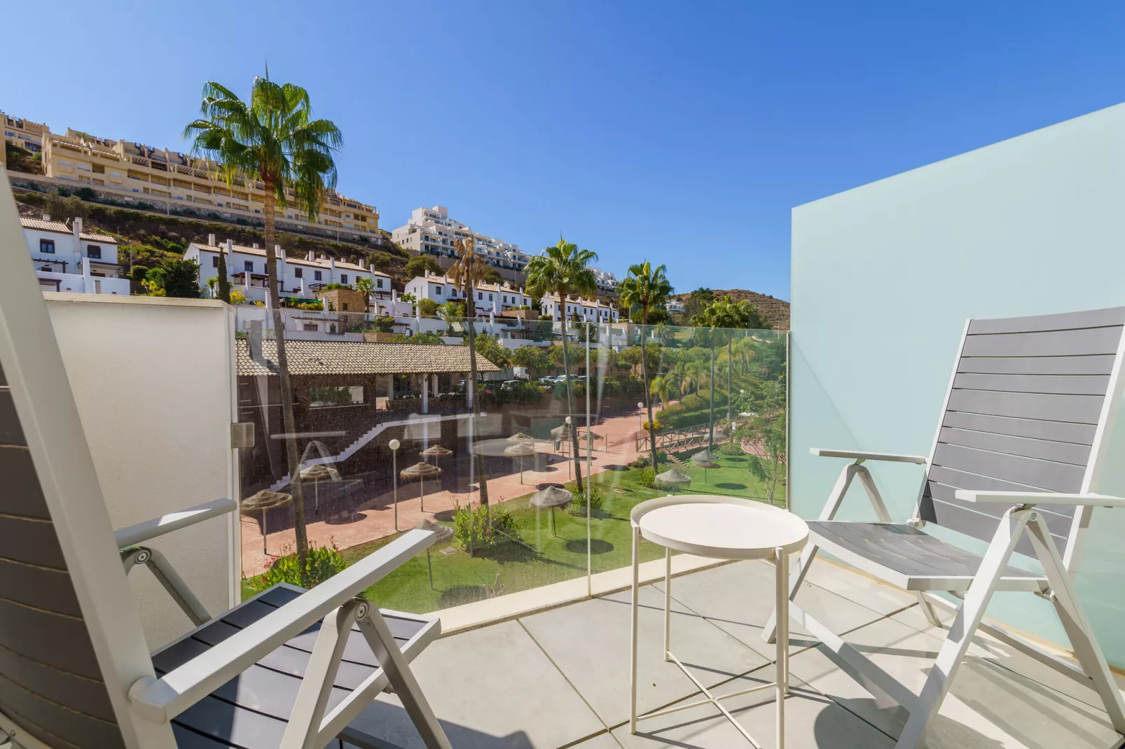 CT 188 - Navigolf - Cala de Mijas-Terrace balcony