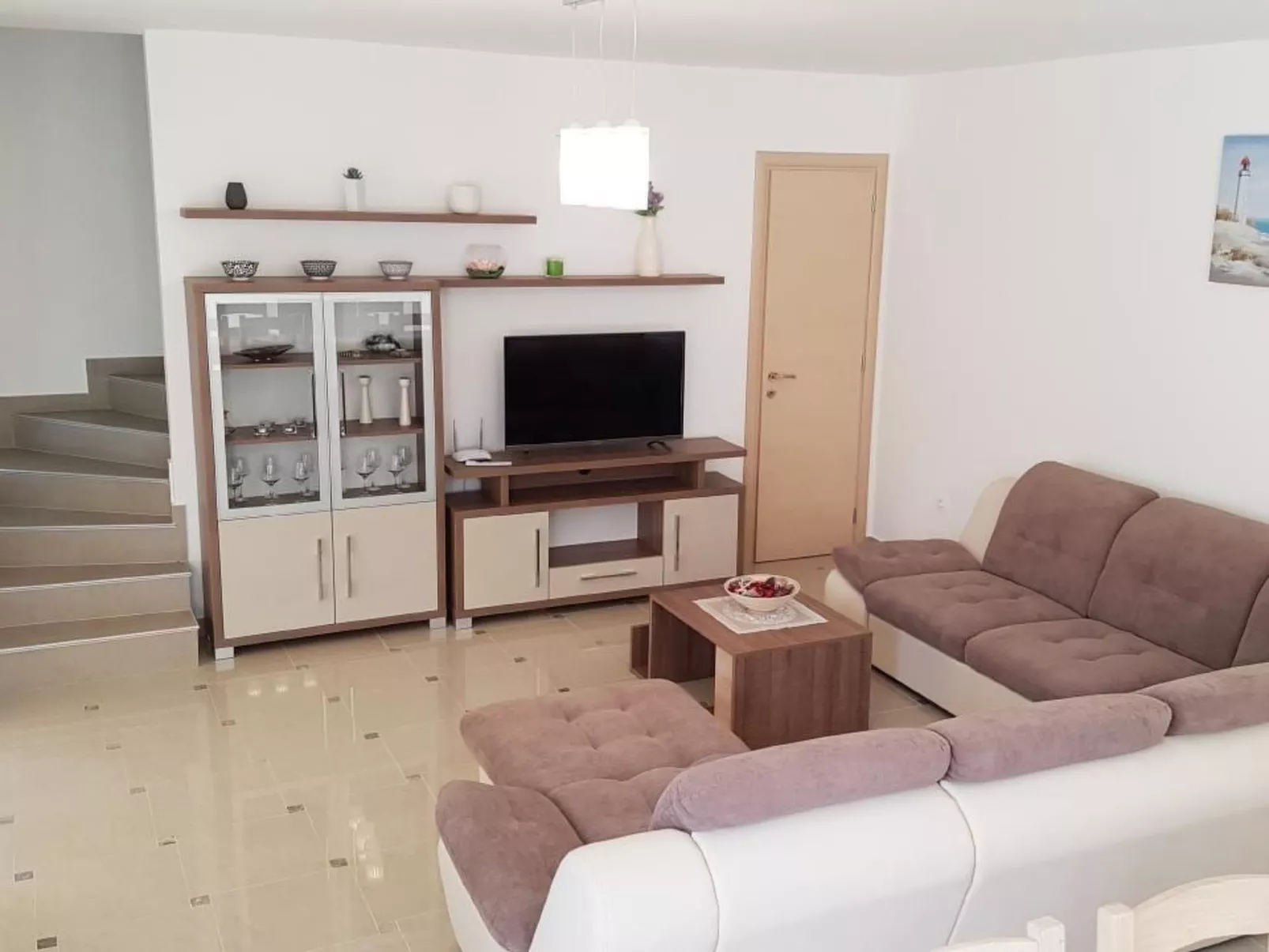 Villa "Marisol" mit Garten, Grill und Terrasse-Inside