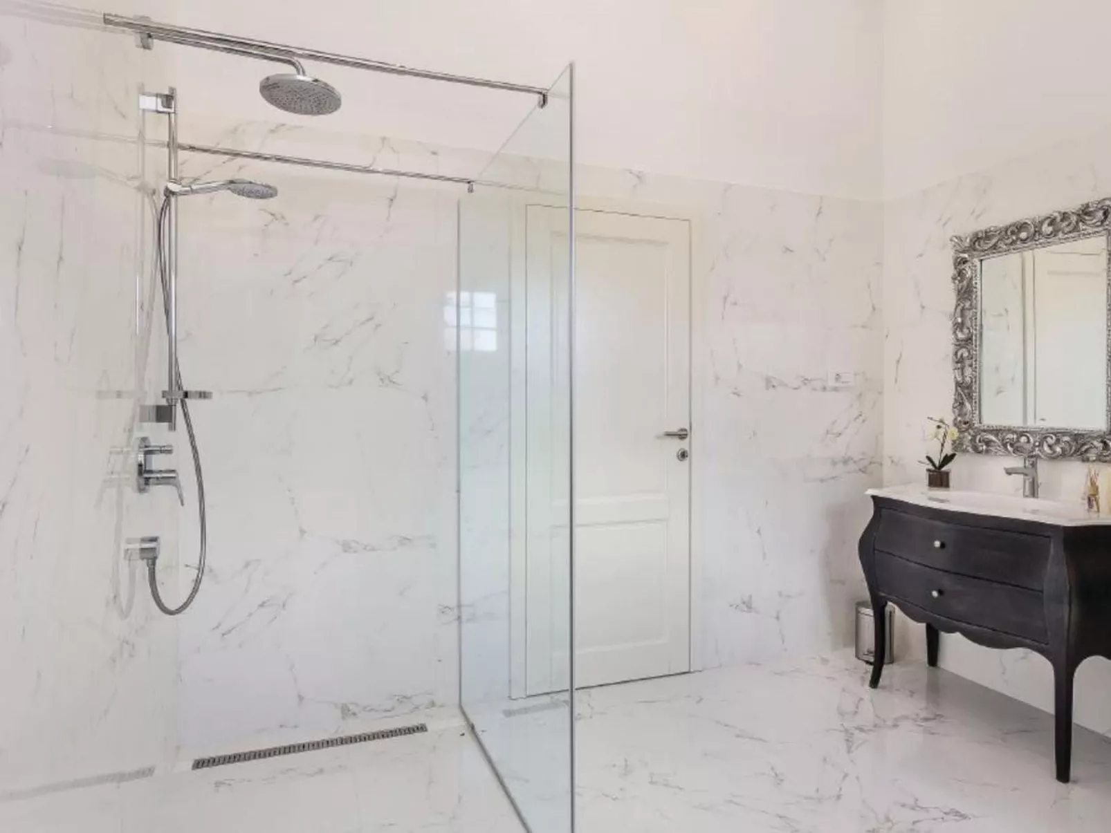 'Villa Oliva' mit privatem Pool-Inside