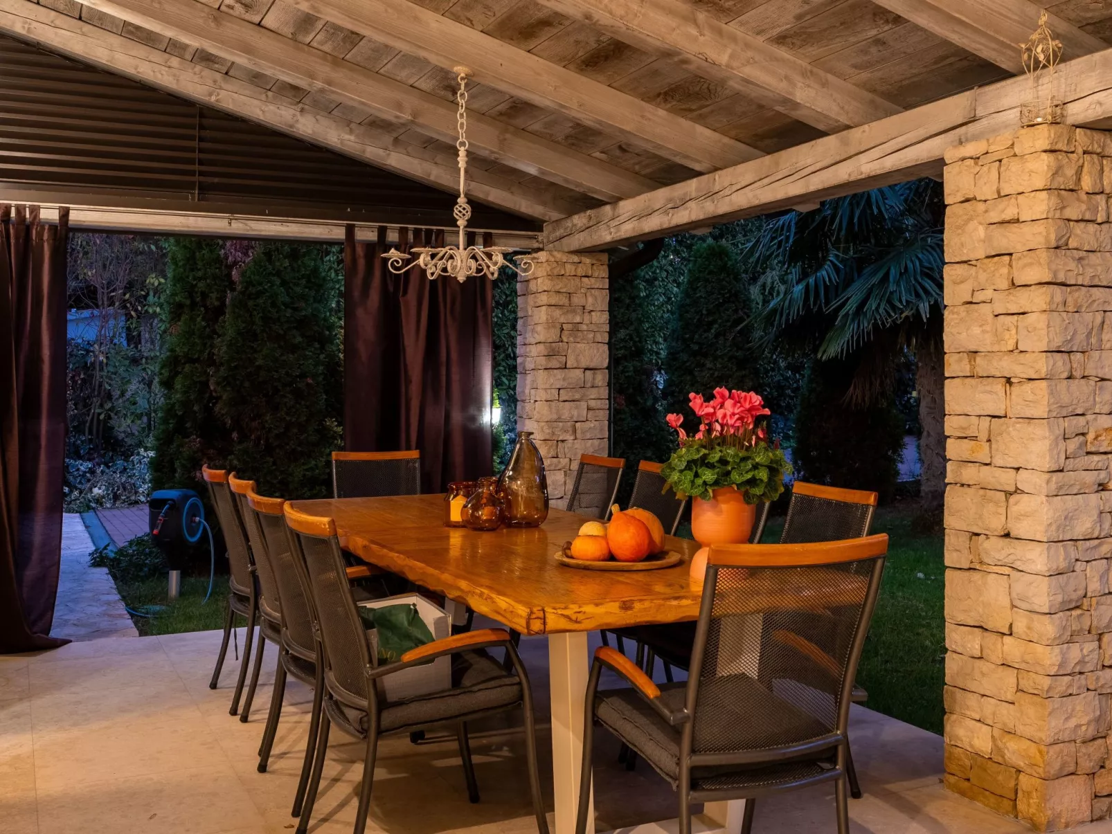 Villa Sunset Garden-Draußen