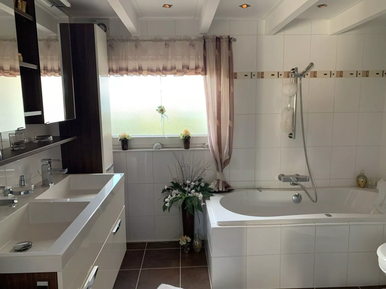 Direkt am See-Drinnen