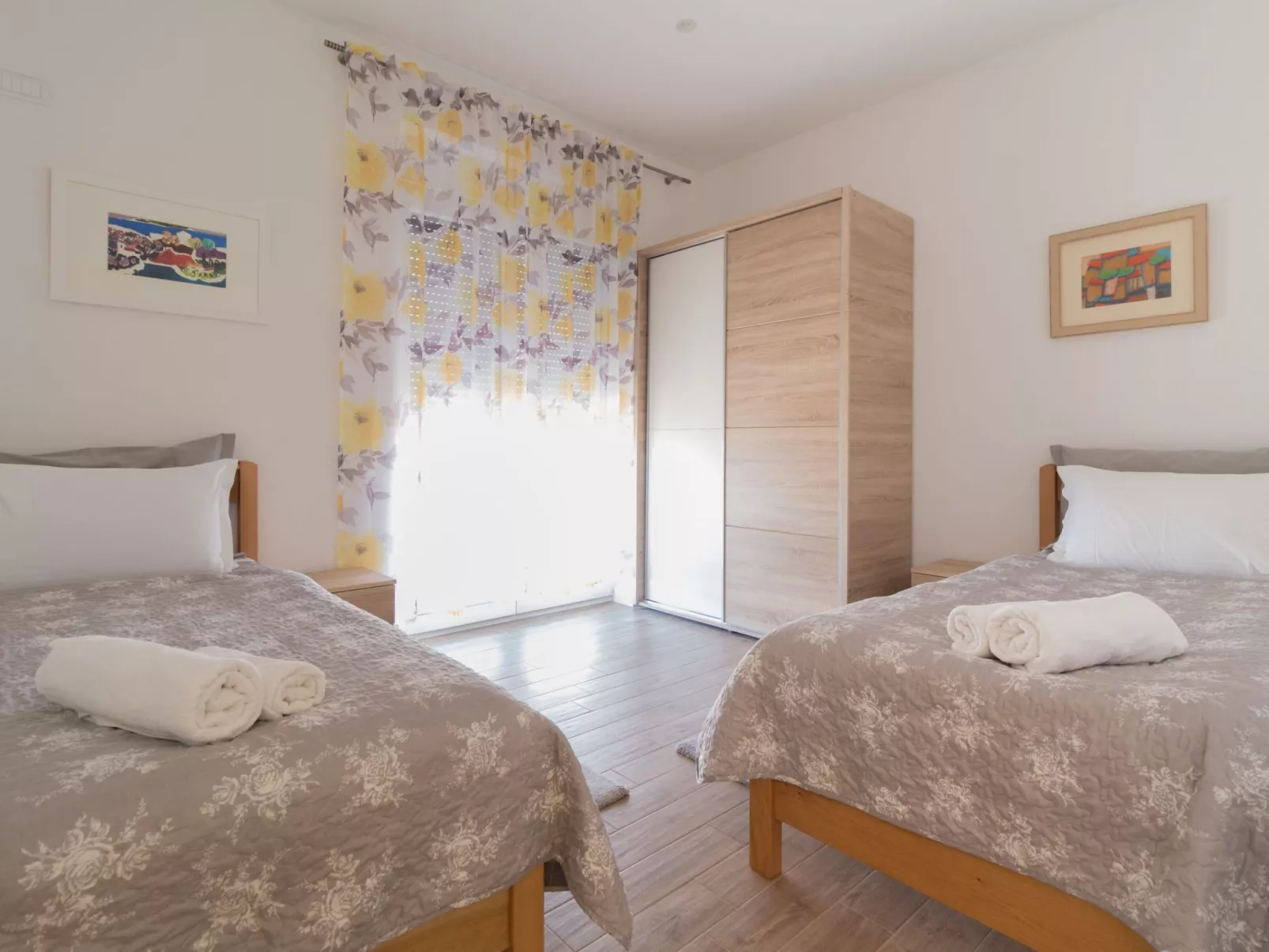 Villa Ema - beheizter Salzwasserpool, Fitnessraum und Sauna-Image-tags.info