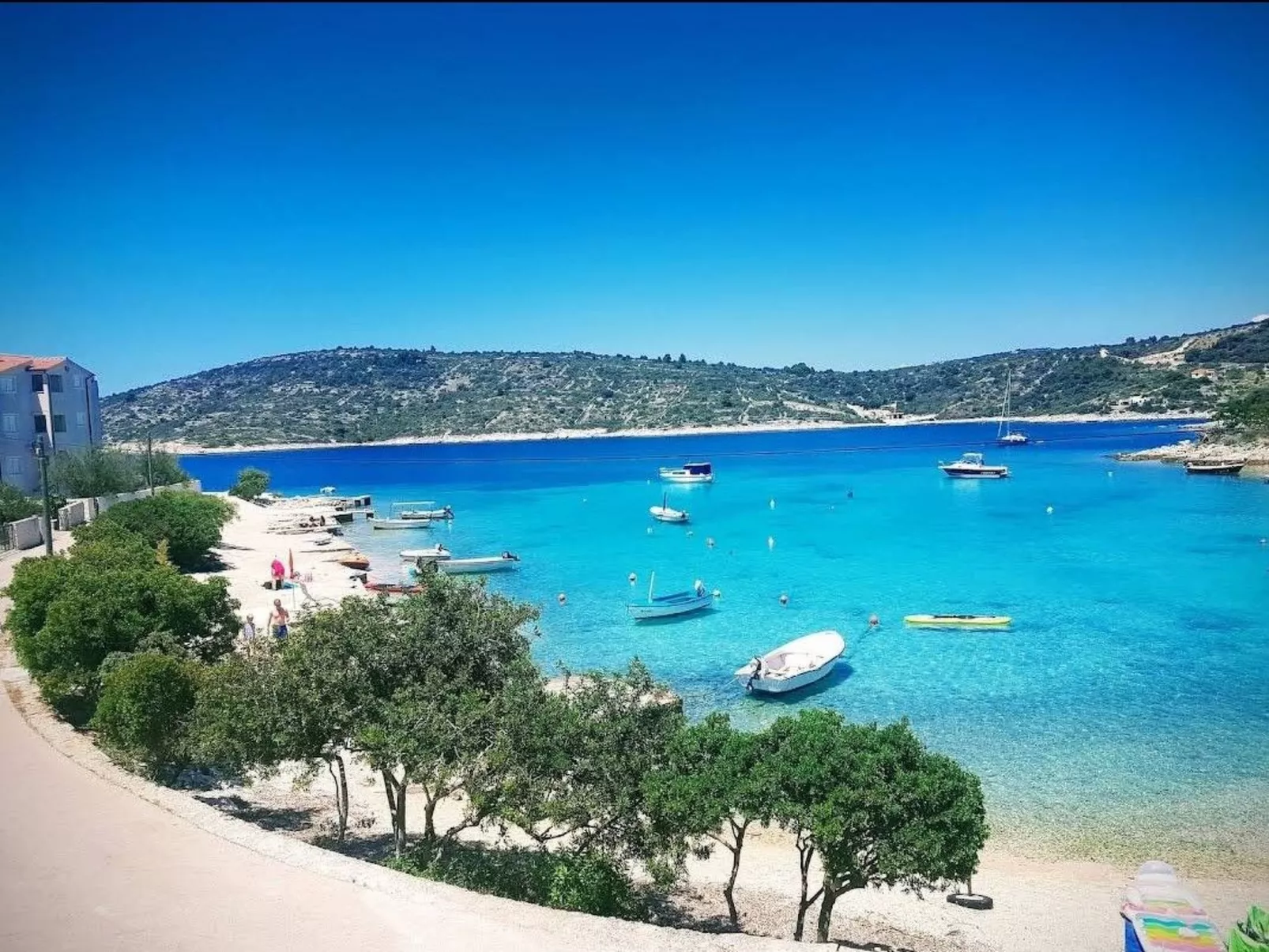 Haus in Dvornica mit privatem Parkplatz-Dehors