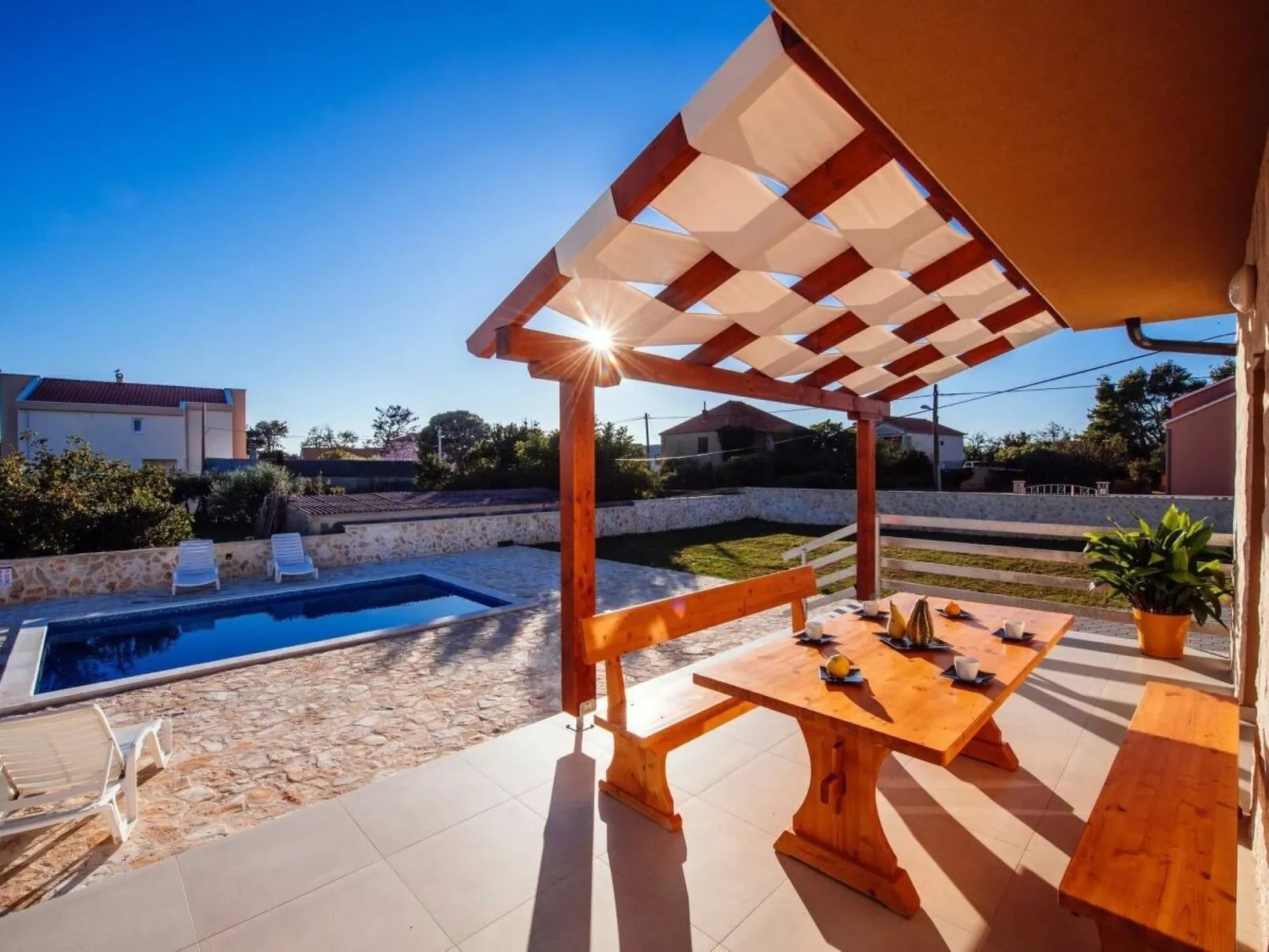 Ana Dreams - von TA Leut Agency