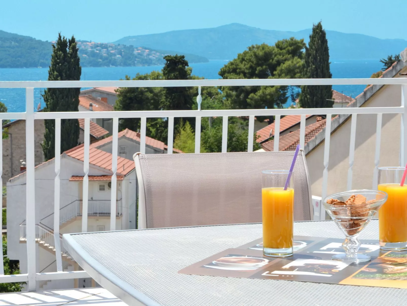Wohnung "Decor" mit Blick auf das Wasser