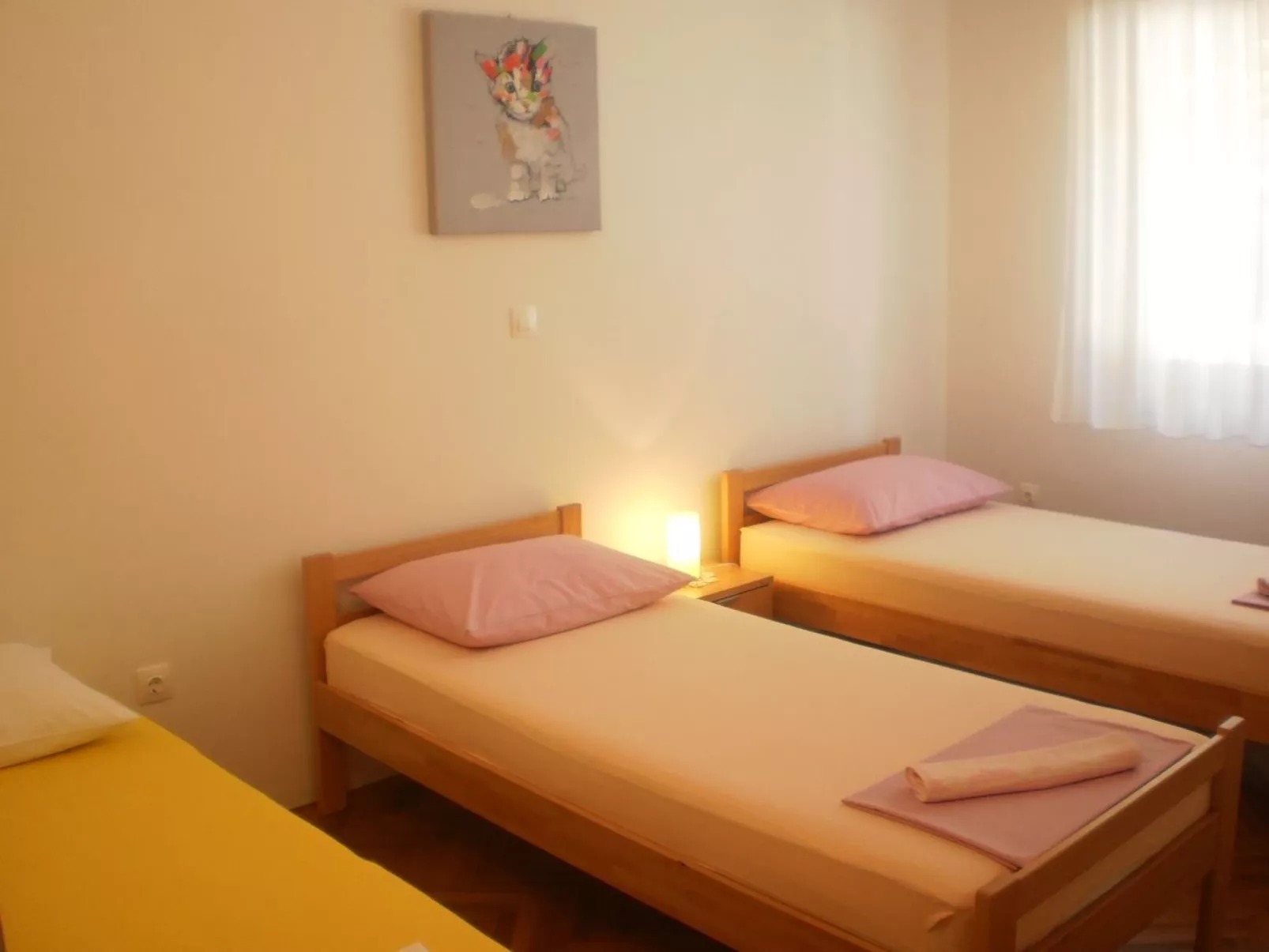 Moderne Ferienwohnung in Omiš mit Terrasse und Garten-Drinnen