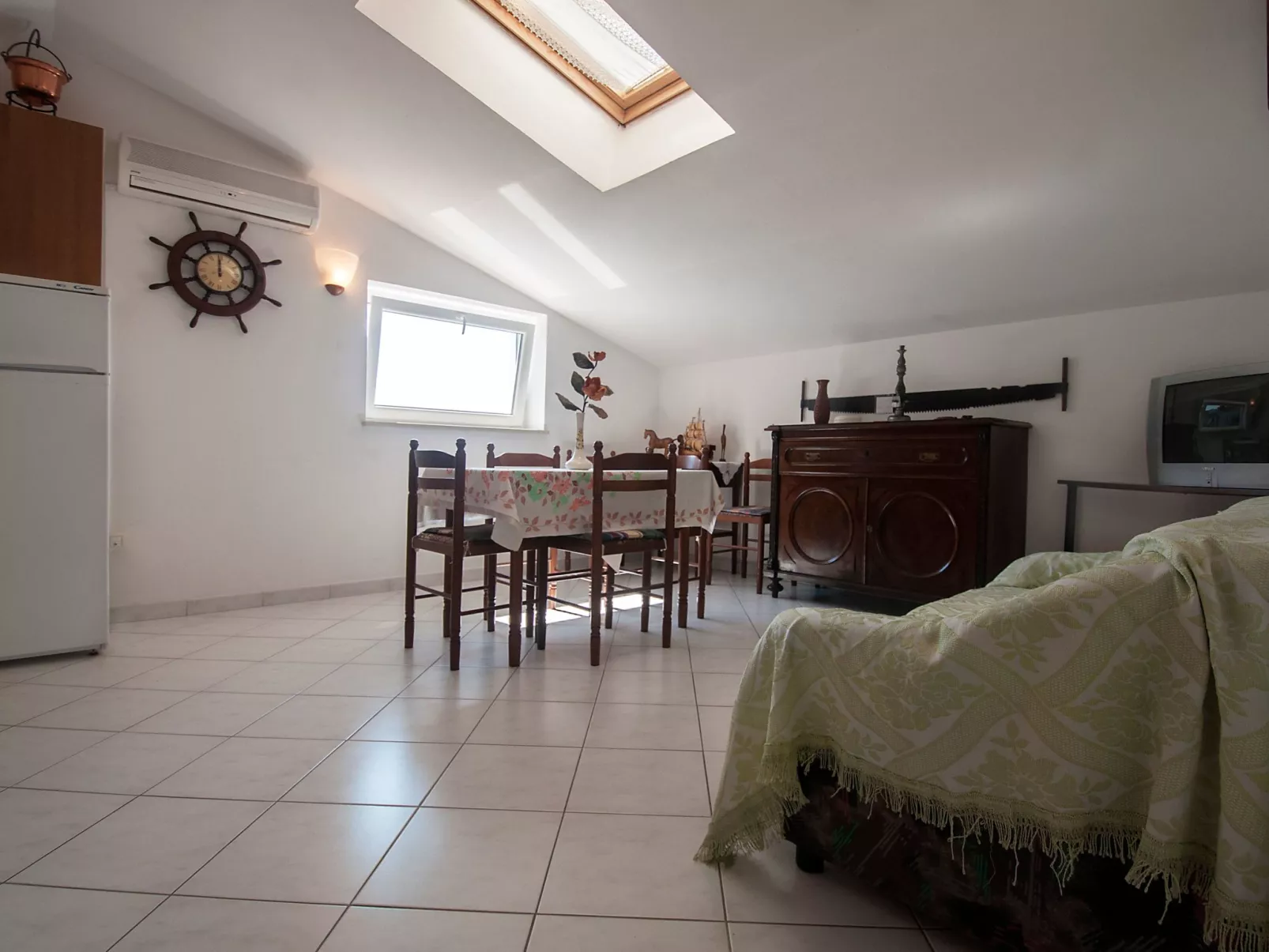 Appartement mit drei Schlafzimmern für 5 Personen in Meeresnähe-Dedans