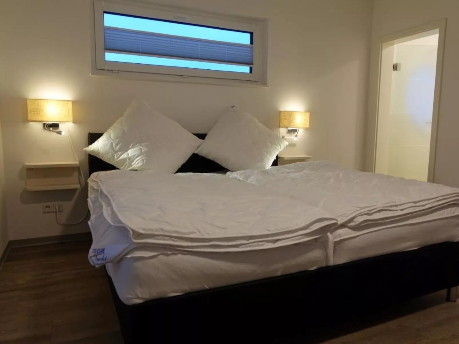 Poolhaus Birdieweg11 b - Villa Wassergeist-Dedans