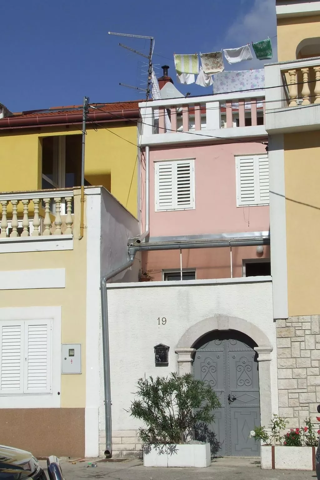 Helle Wohnung in Selce mit Terrasse-Outside