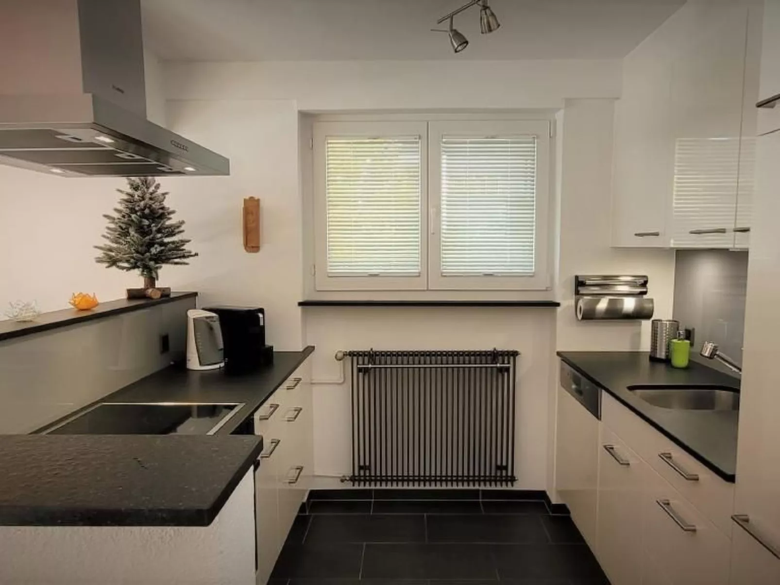 Mountain view-Drinnen