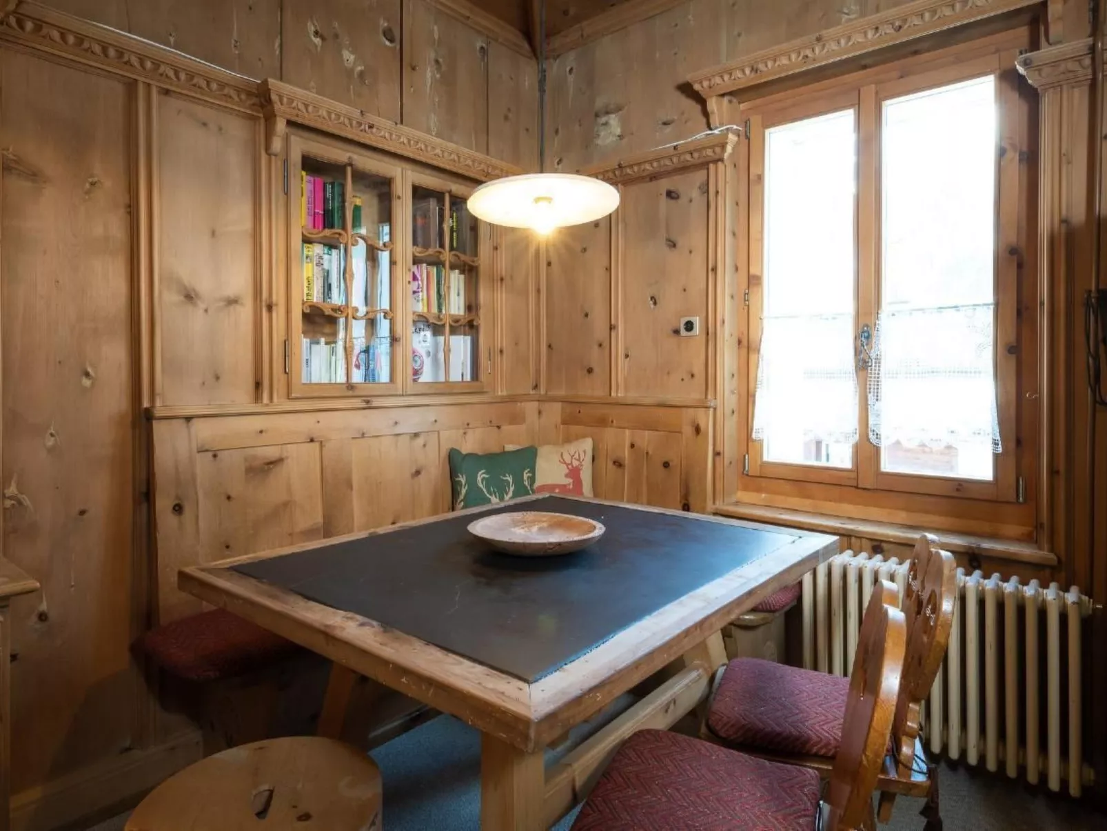 Villa Fried, Cultura-Drinnen