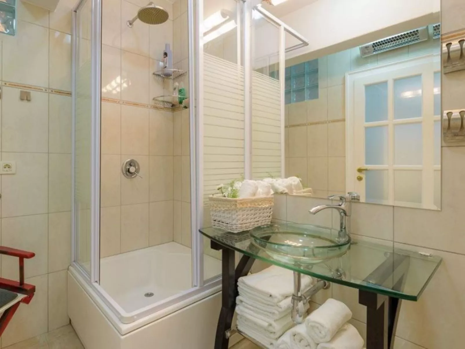  Angelina mit Pool & Sauna-Inside