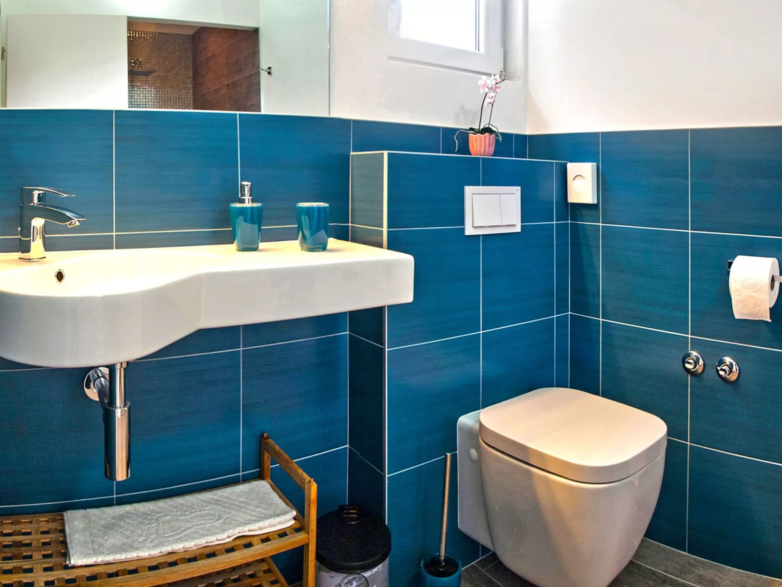 Villa Mosor mit beheiztem Salzwasserpool und Sauna-Drinnen