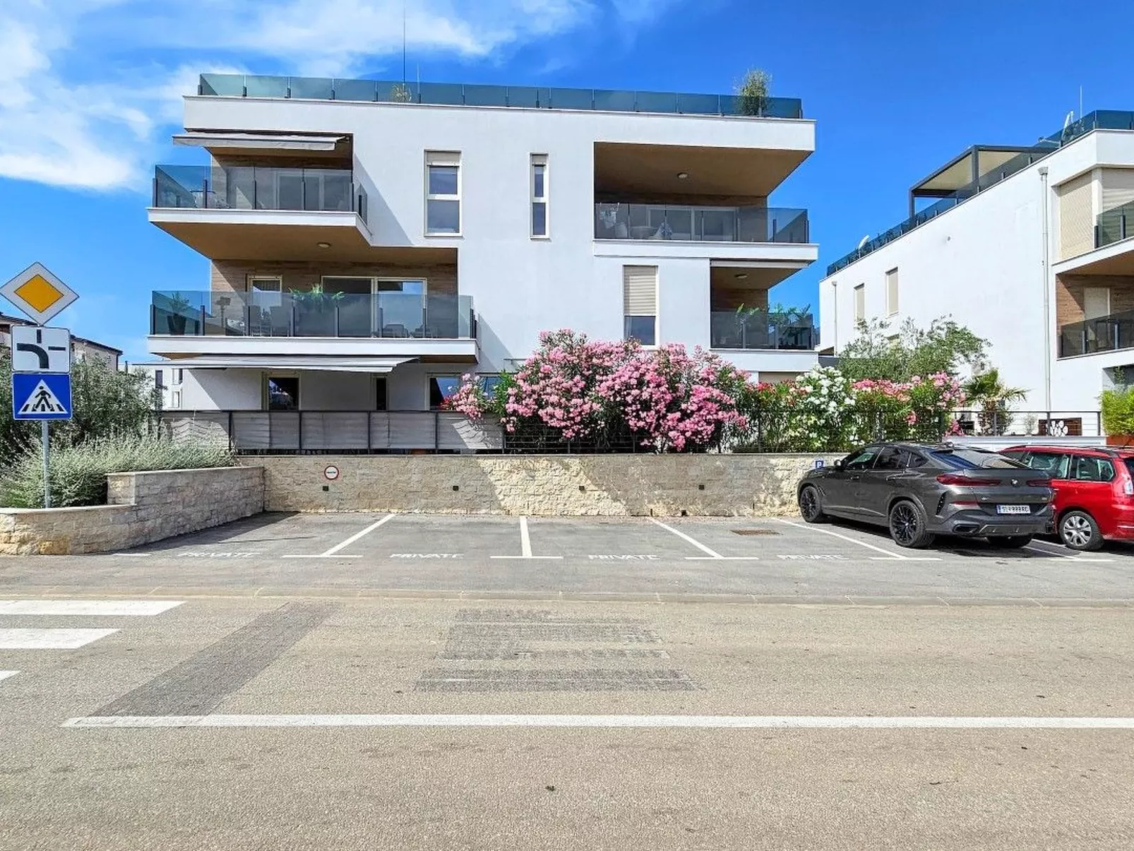 Green Oasis mit Schwimmbad-Dehors