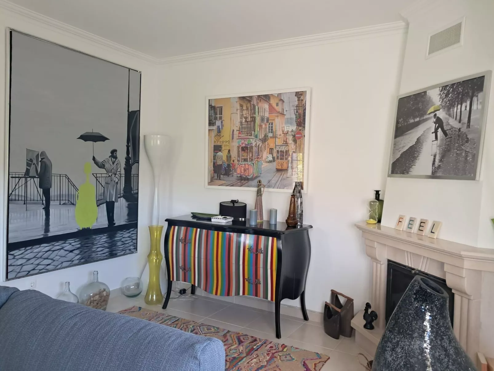 Unknown Accommodation-Dedans