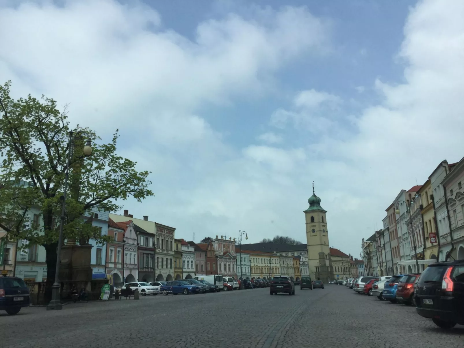 Wohnung auf einem eingezäunten Grundstück-Image-tags.info