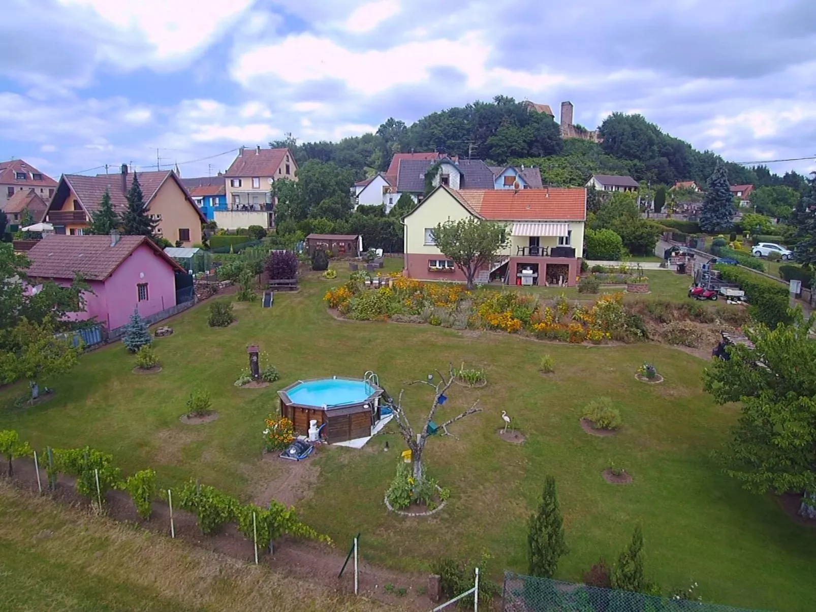 Wohnung du Coucou in Lichtenberg-Outside