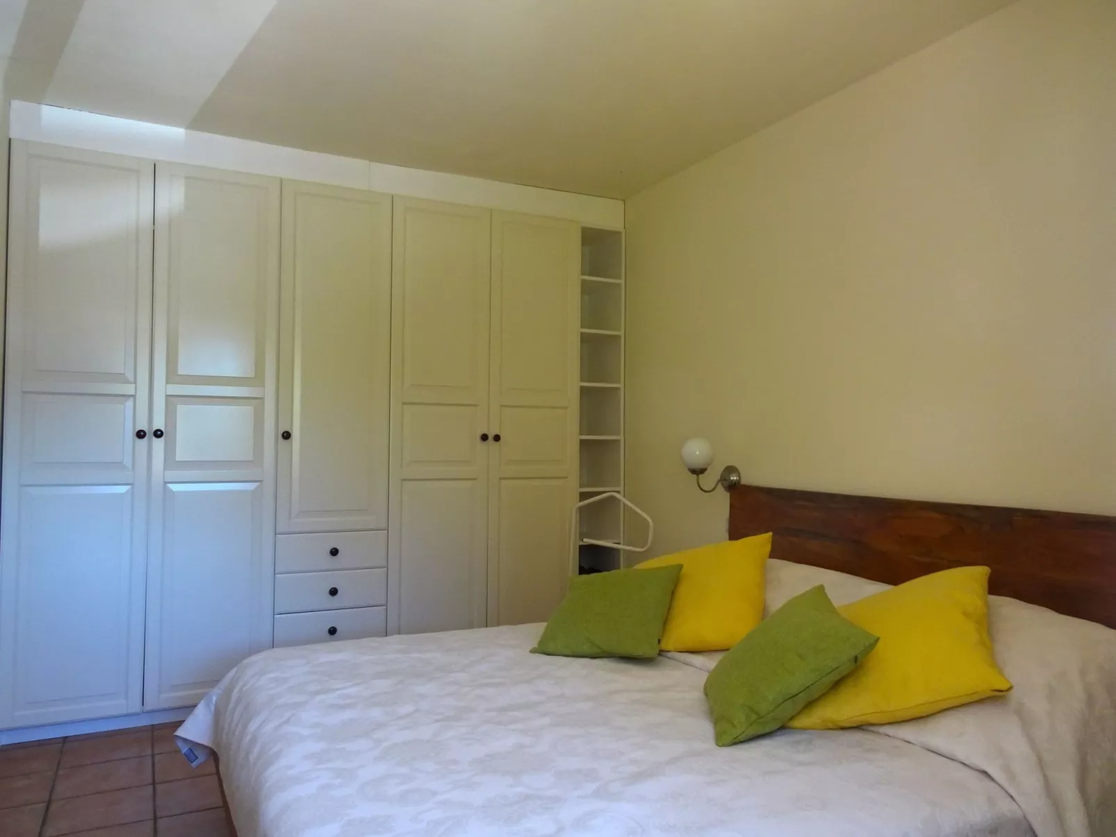 À l'abri du Mistral-Dedans