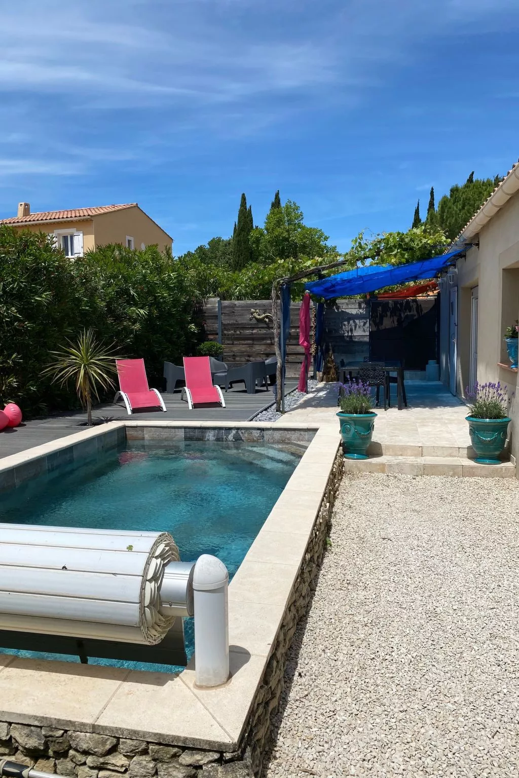 Mit eigenem Pool-Draußen