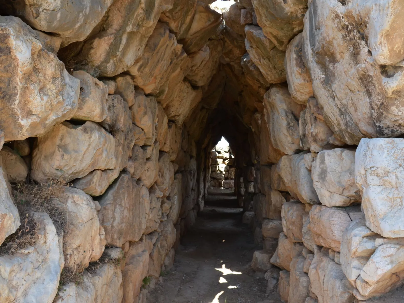 Schöne Ferienwohnung mit Meerblick in Kiveri-Dehors