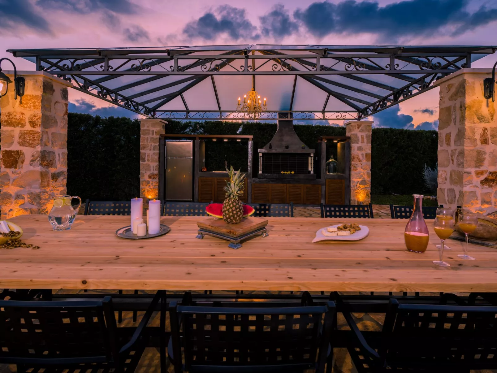 In Arkadii mit Außenpool