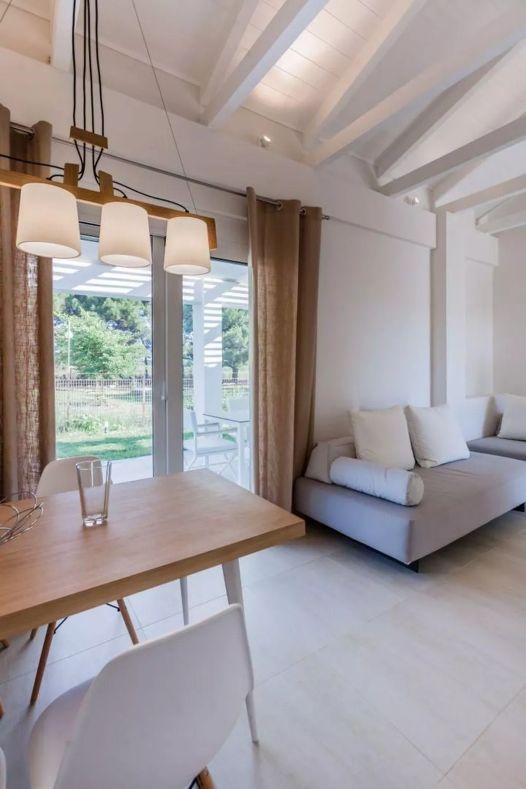 White Villas GV-Inside