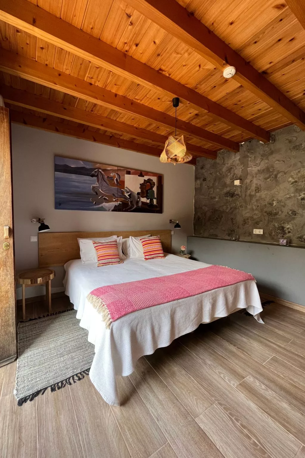 "Vinea Lava" mit Blick auf das Wasser-Inside