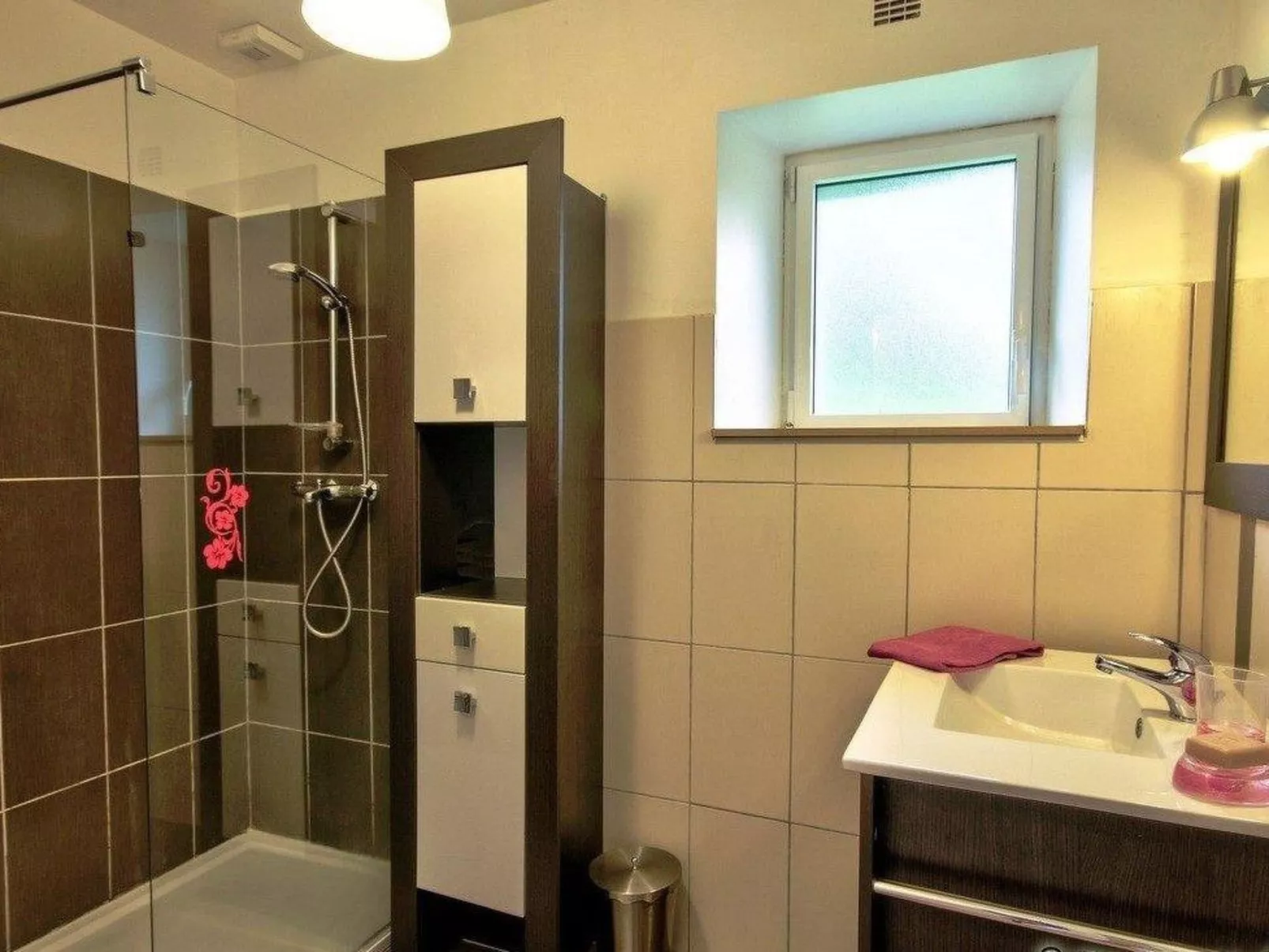 Domäne "Gîte de Languivoa" (Unterkunft in Languivoa)-Dedans