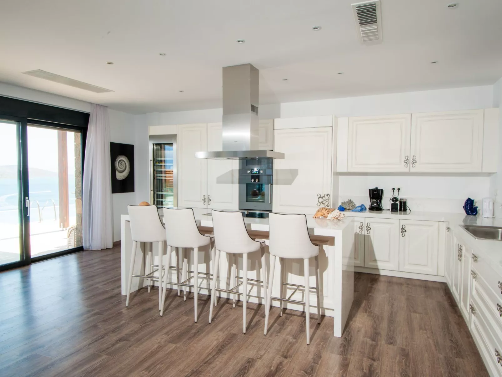 "Villa Dimitra" mit Infinity Pool-Dehors