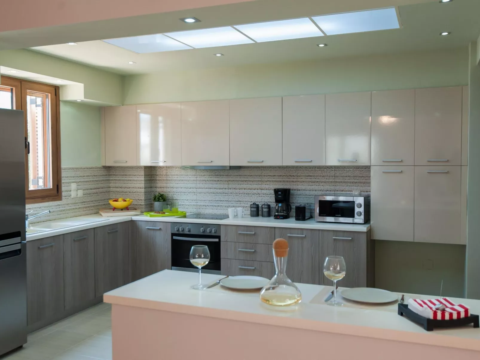 Ferienvilla Natur mit Pool und Terrasse-Inside