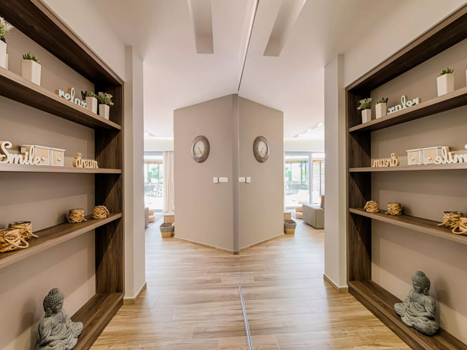 Nastazia Luxury Beach House-Drinnen