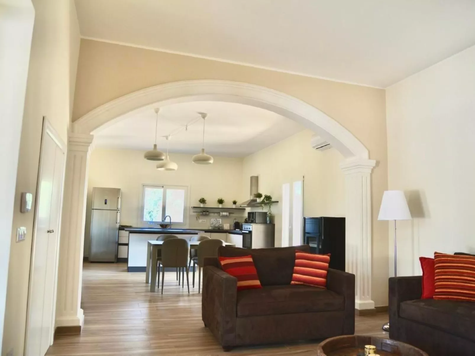 Villa mit privatem Pool-Image-tags.info