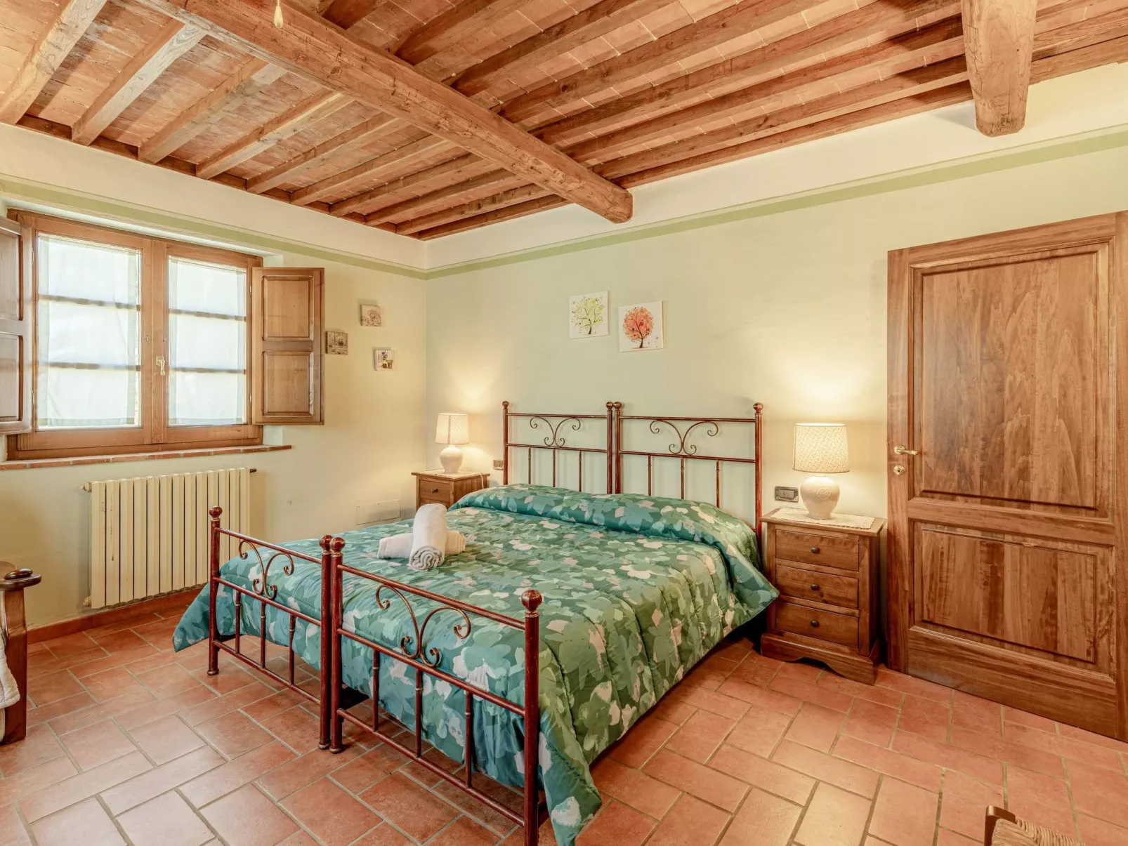 Wohnung "Cascina Sanguineto-Drinnen