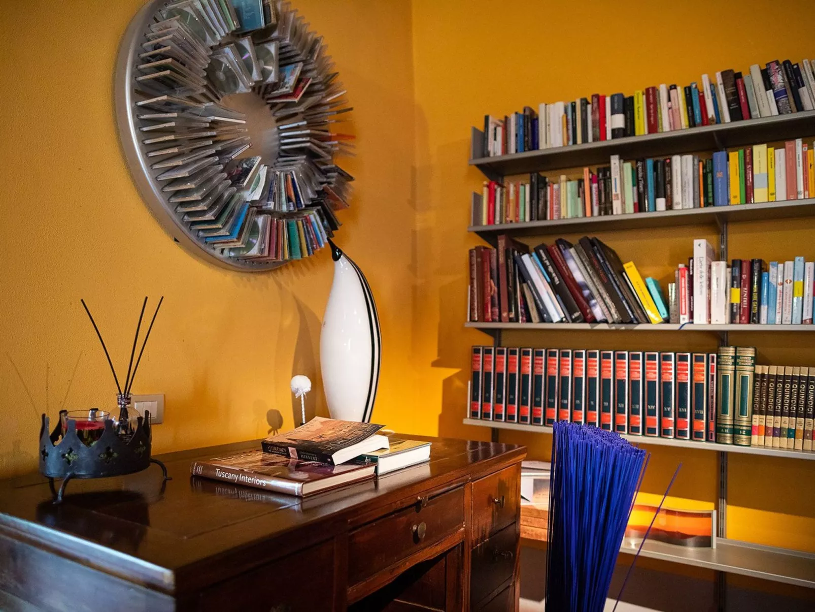 Villa 'Colle Sotto 11' mit eigenem Pool-Drinnen