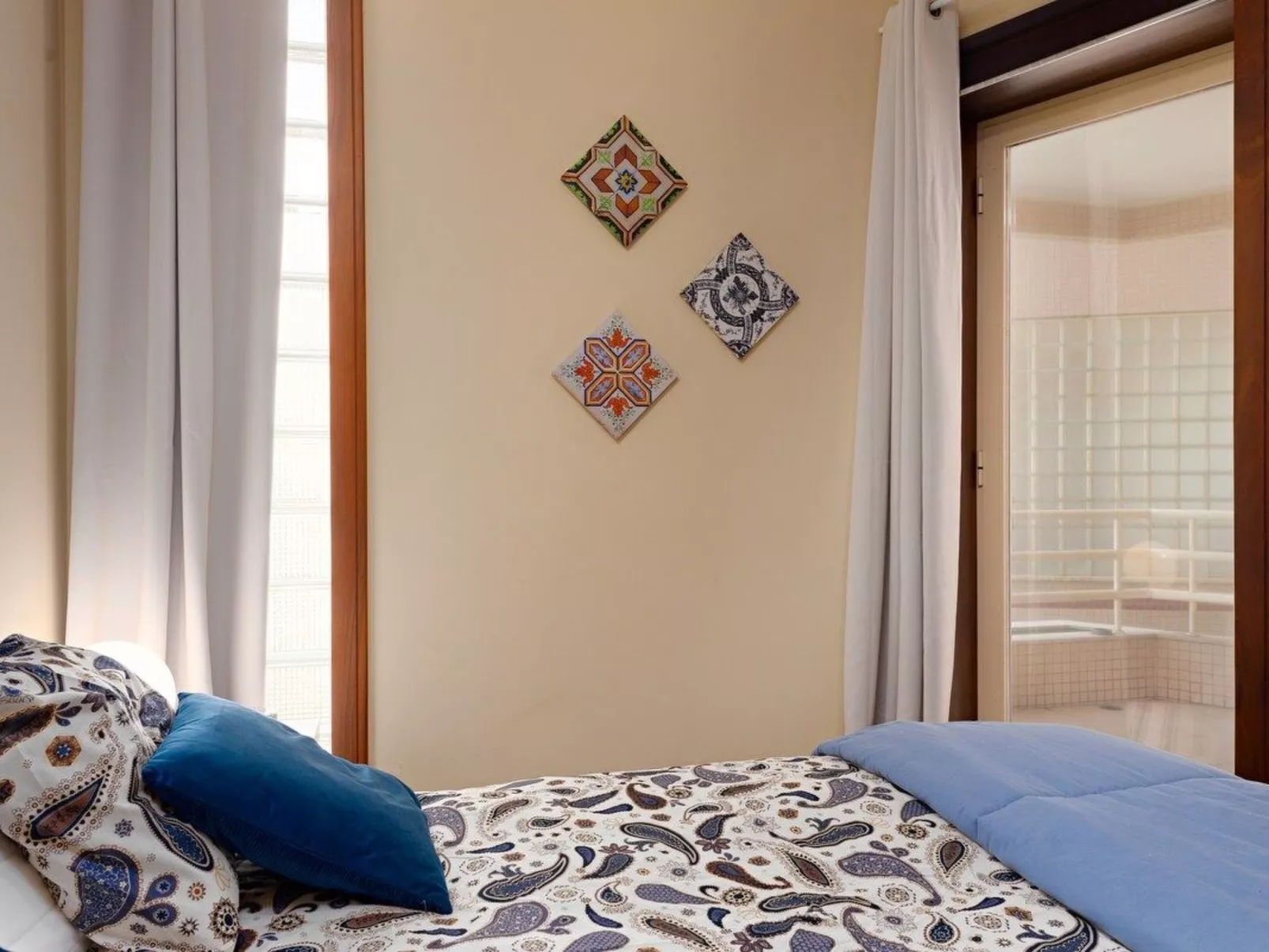 Meerblick First Line mit 2 Pools 1