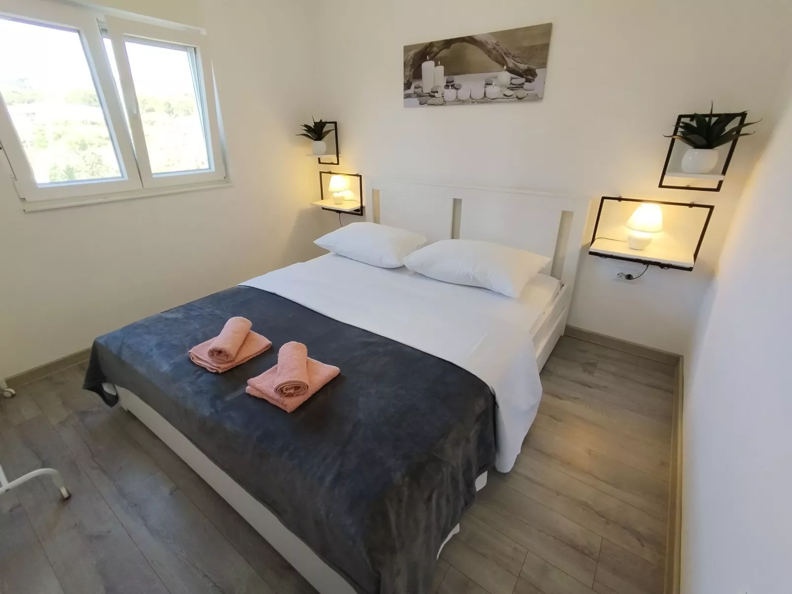 Lana Meer und Natur-Image-tags.info