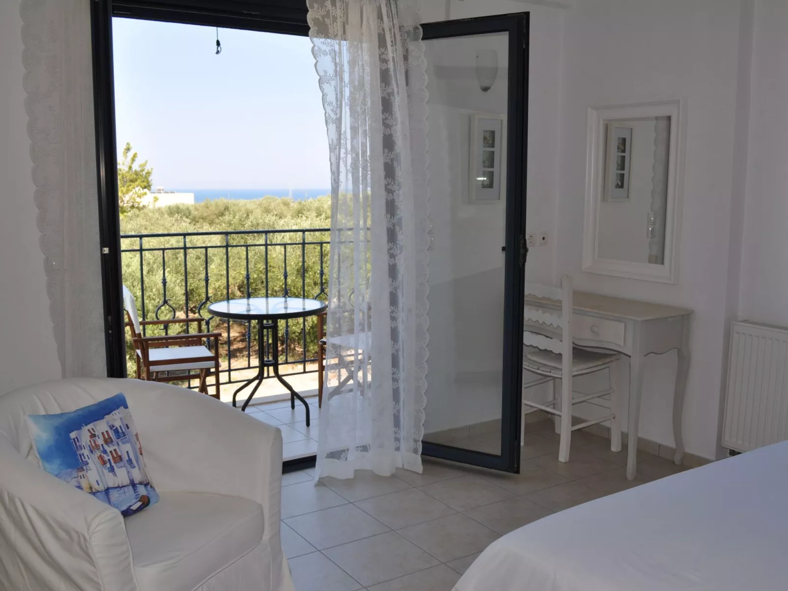 Nefeli Blue Villa in altem Olivenhain, Meerblick-Inside