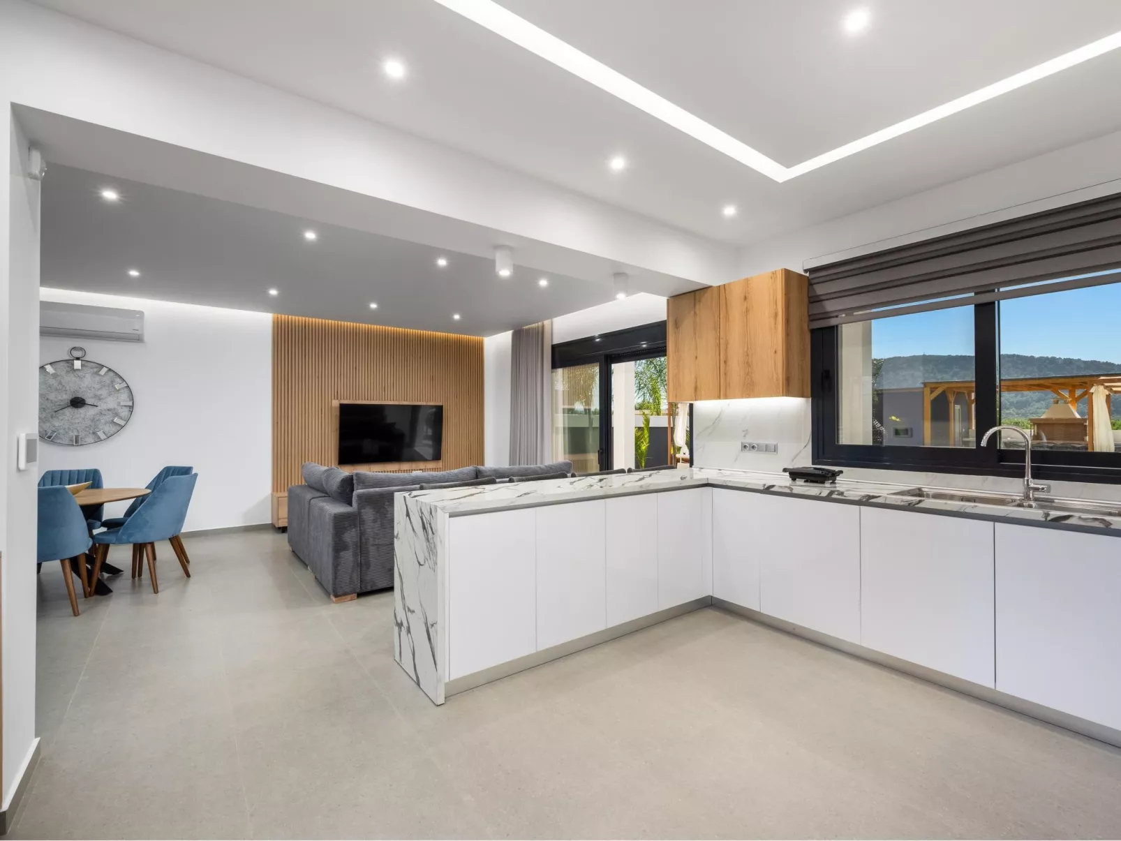 Villa Elesia-Image-tags.info