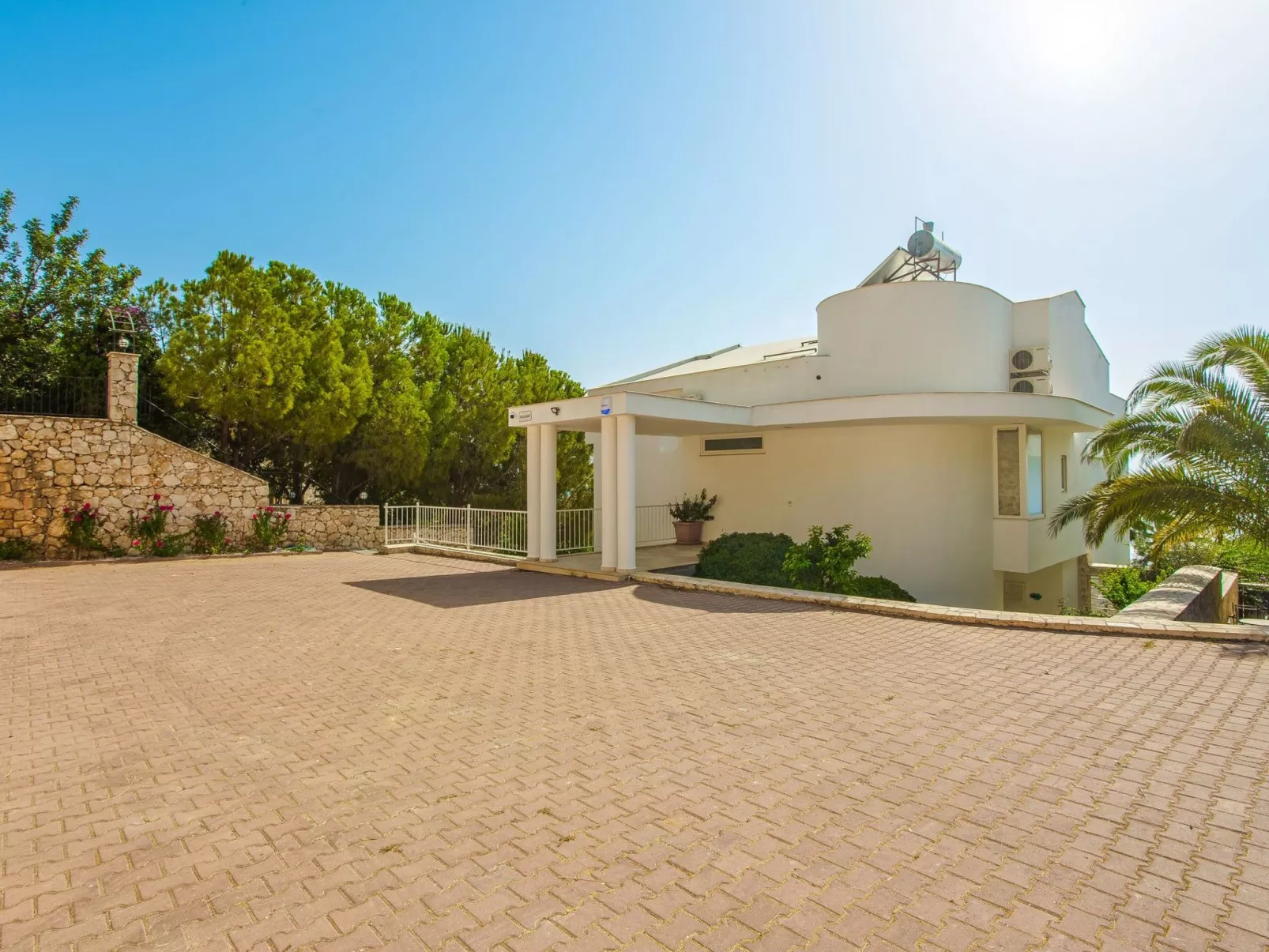 Villa für 10 P mit unglaublichem Ausblick-Dehors