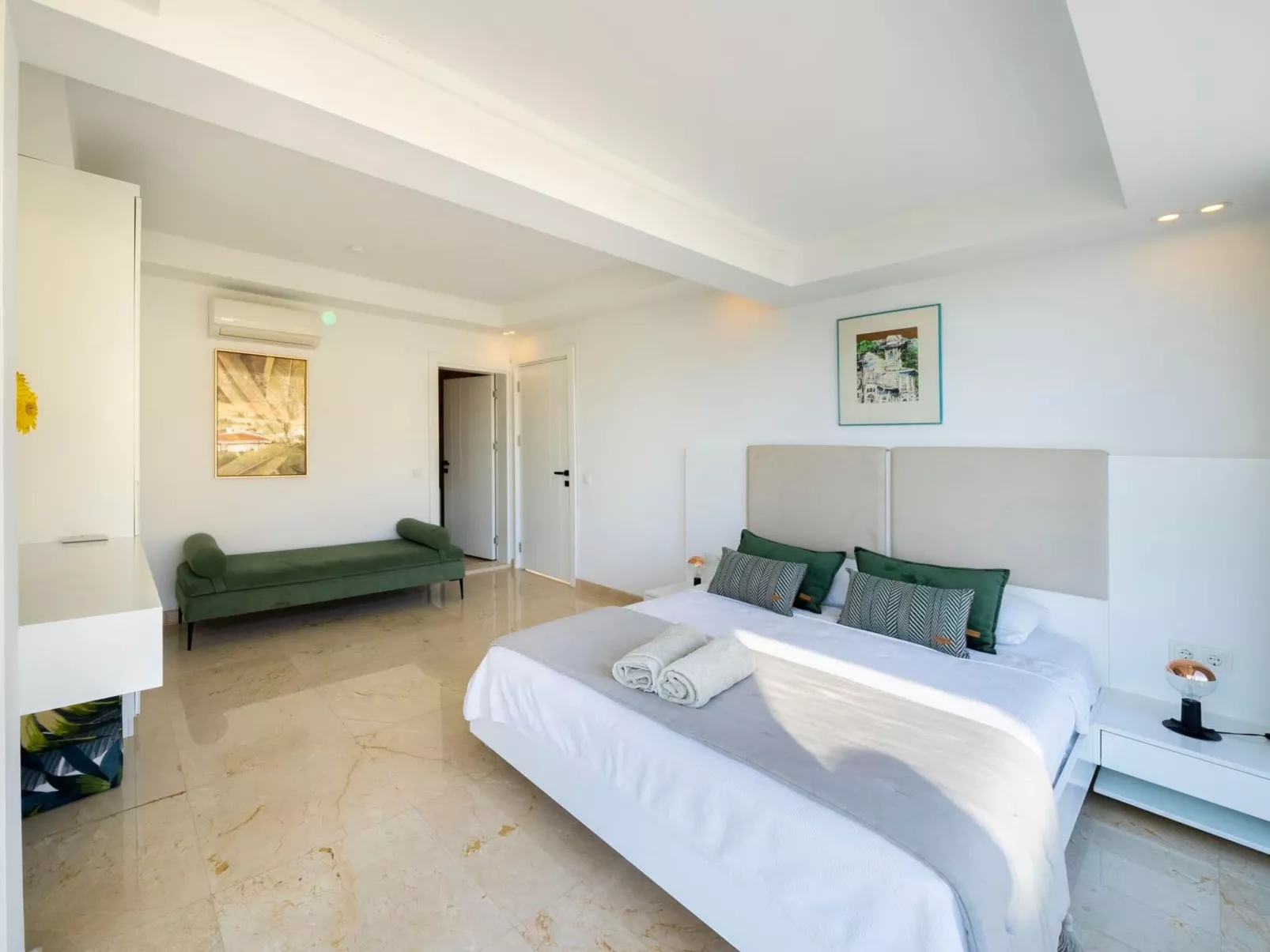 Villa Arden Ege mit Pool für 10 Personen-Inside