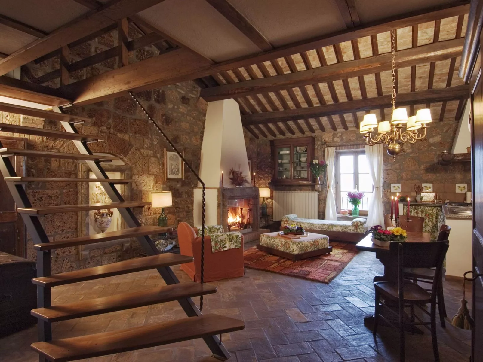 Romantische Unterkunft, in einem Schloss, mit Schwimmbad