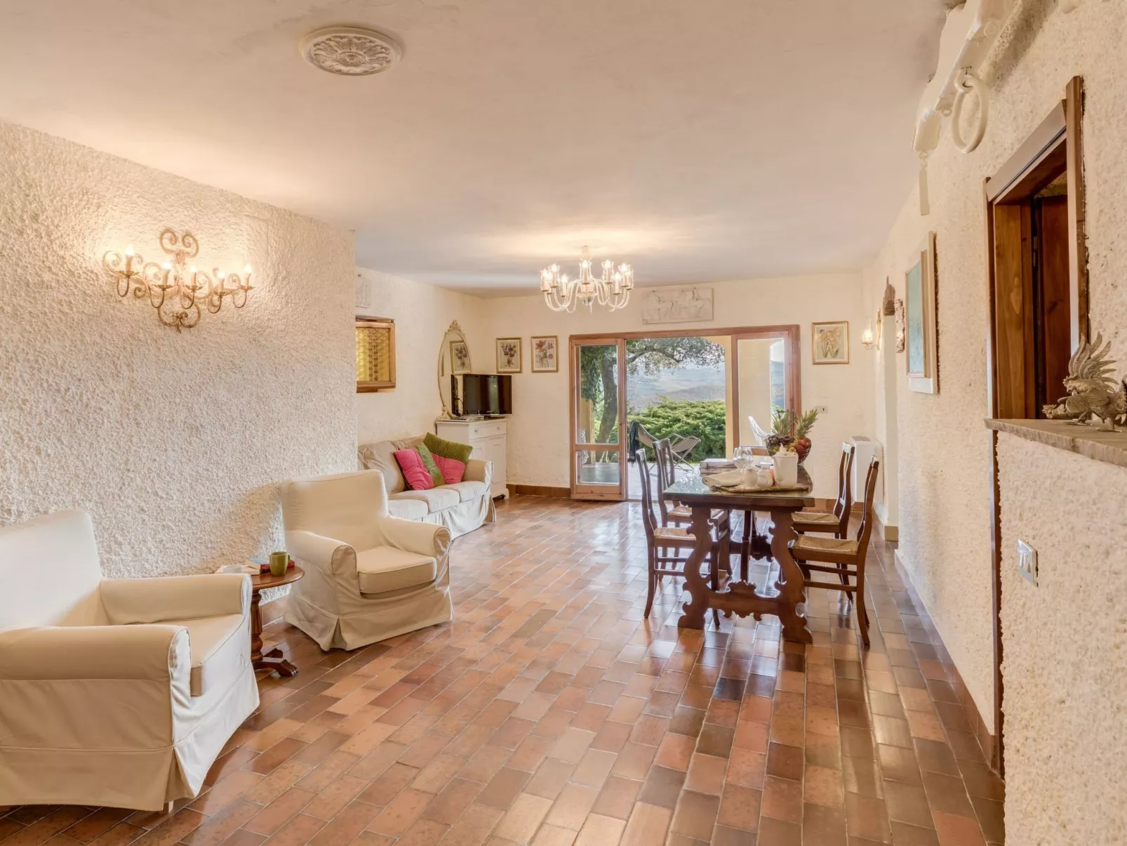 Wohnung Macine mit Terrasse und Grill - Inside