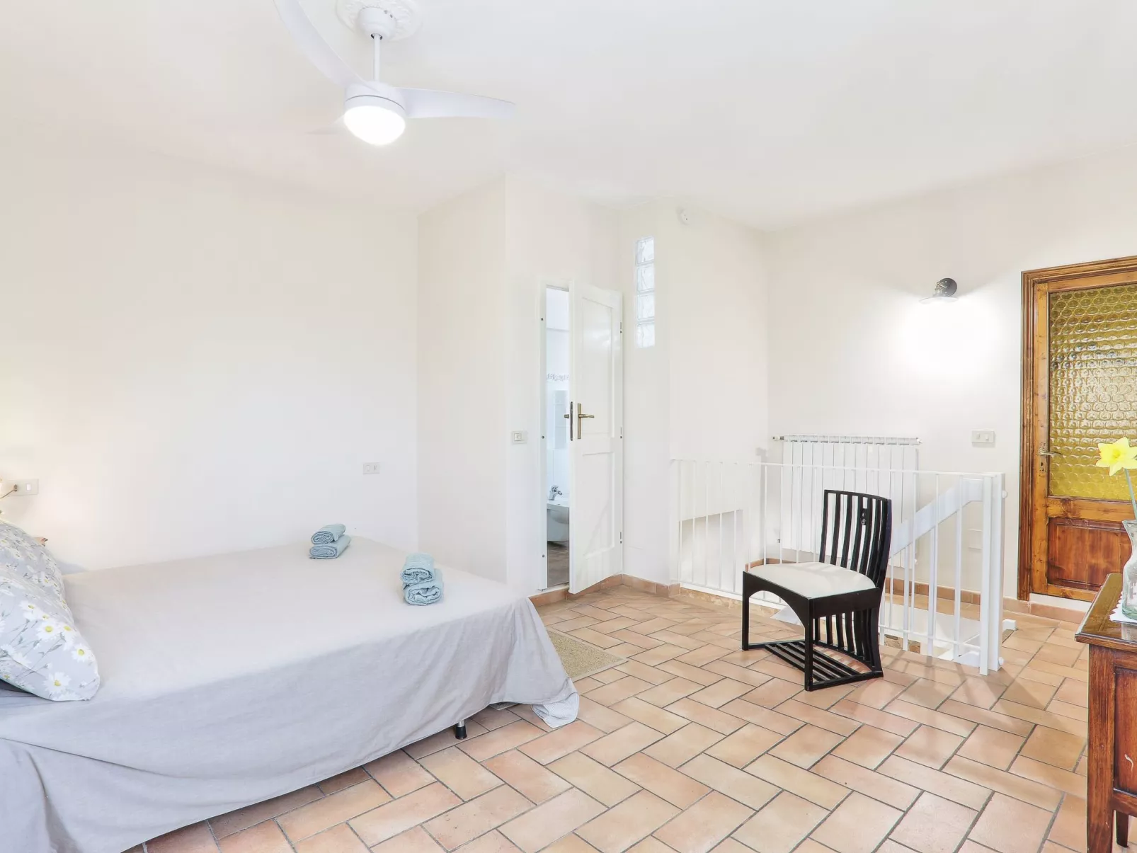 Appartement in Palaia mit Großem Garten-Dedans
