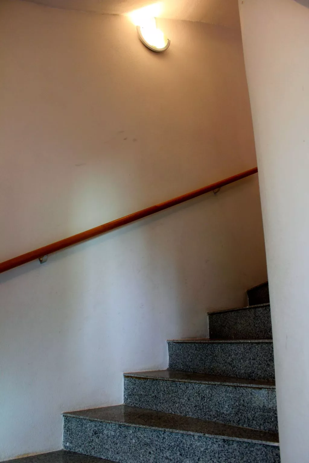 "Bribirska Obala" direkt am Strand-Drinnen