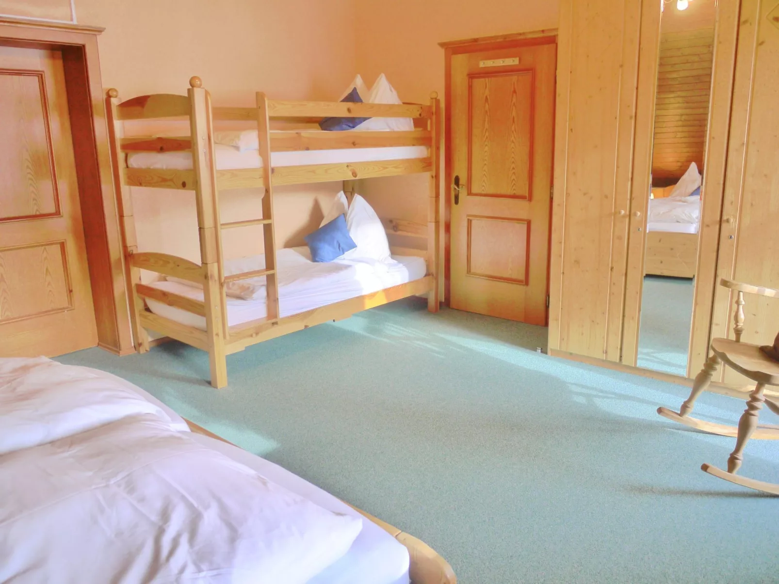 Geräumiges Apartment mit Panoramabergblick-Image-tags.info