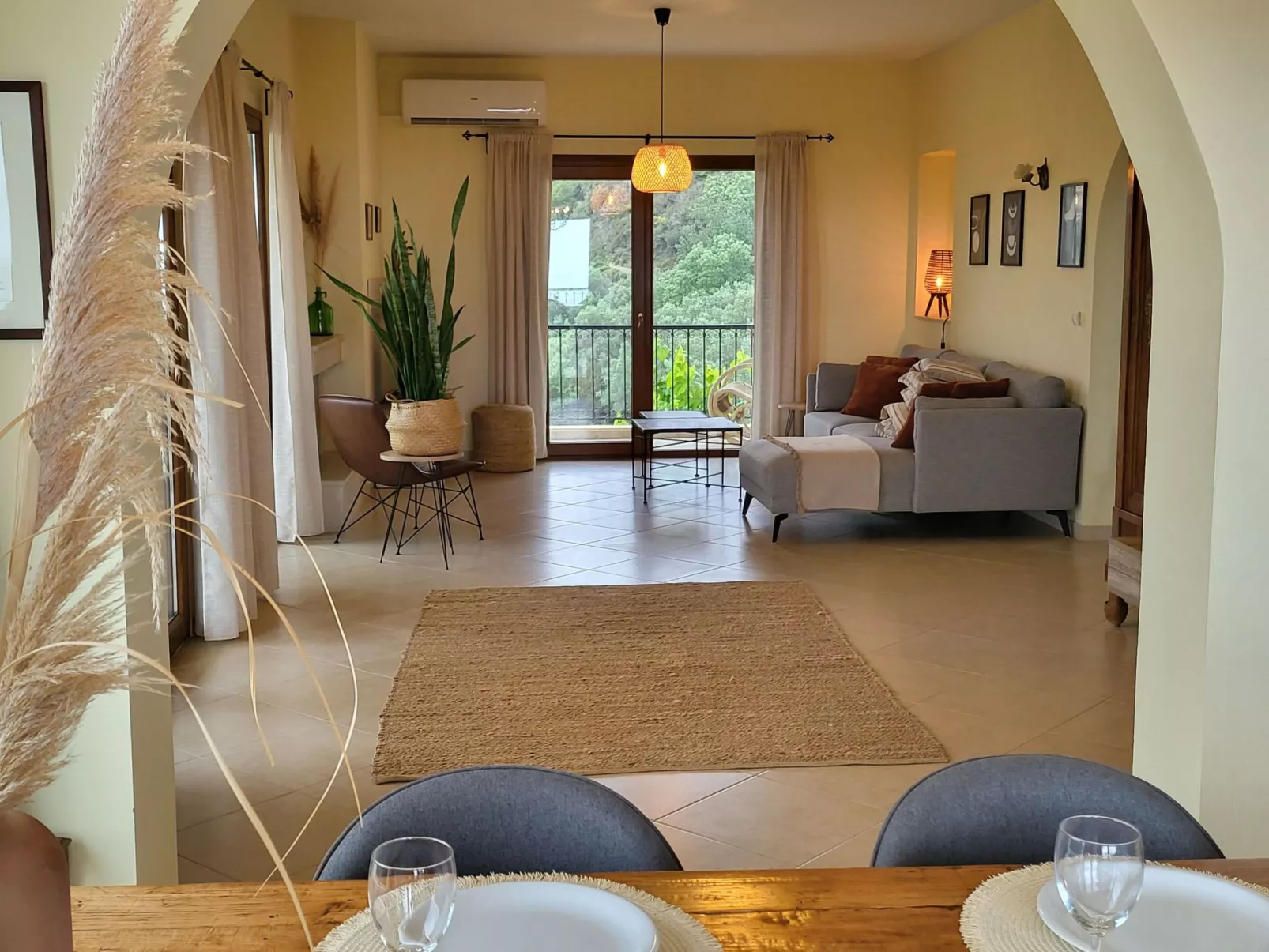 Villa Farangi entspannen.und genießen Sie völlig privat-Drinnen