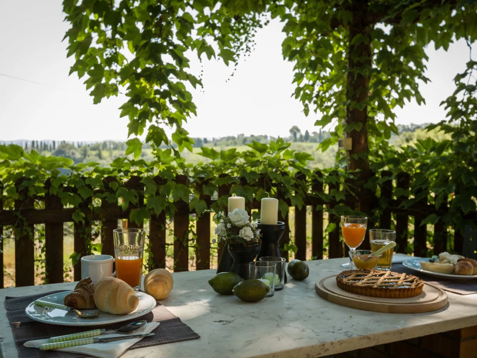 Viola Canale' Wohnung mit Schwimmbad-Image-tags.info