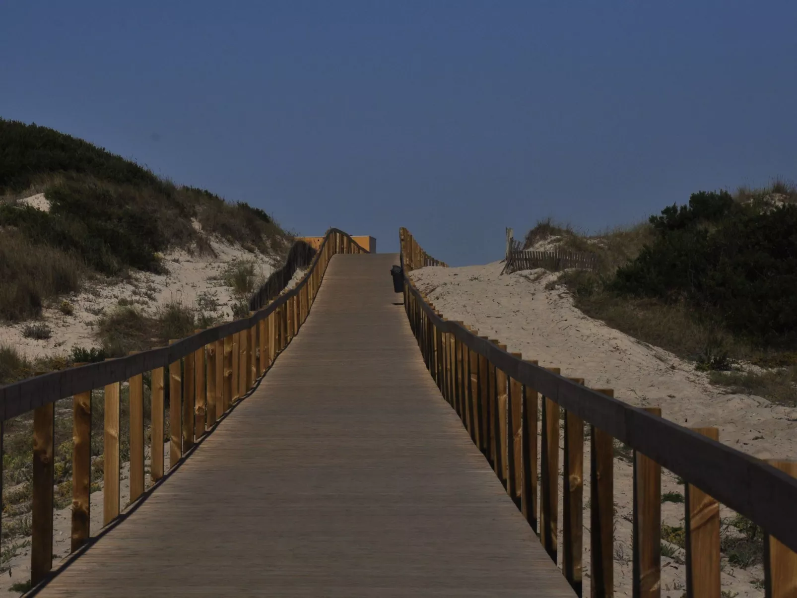 Vila Gaivota-Outside